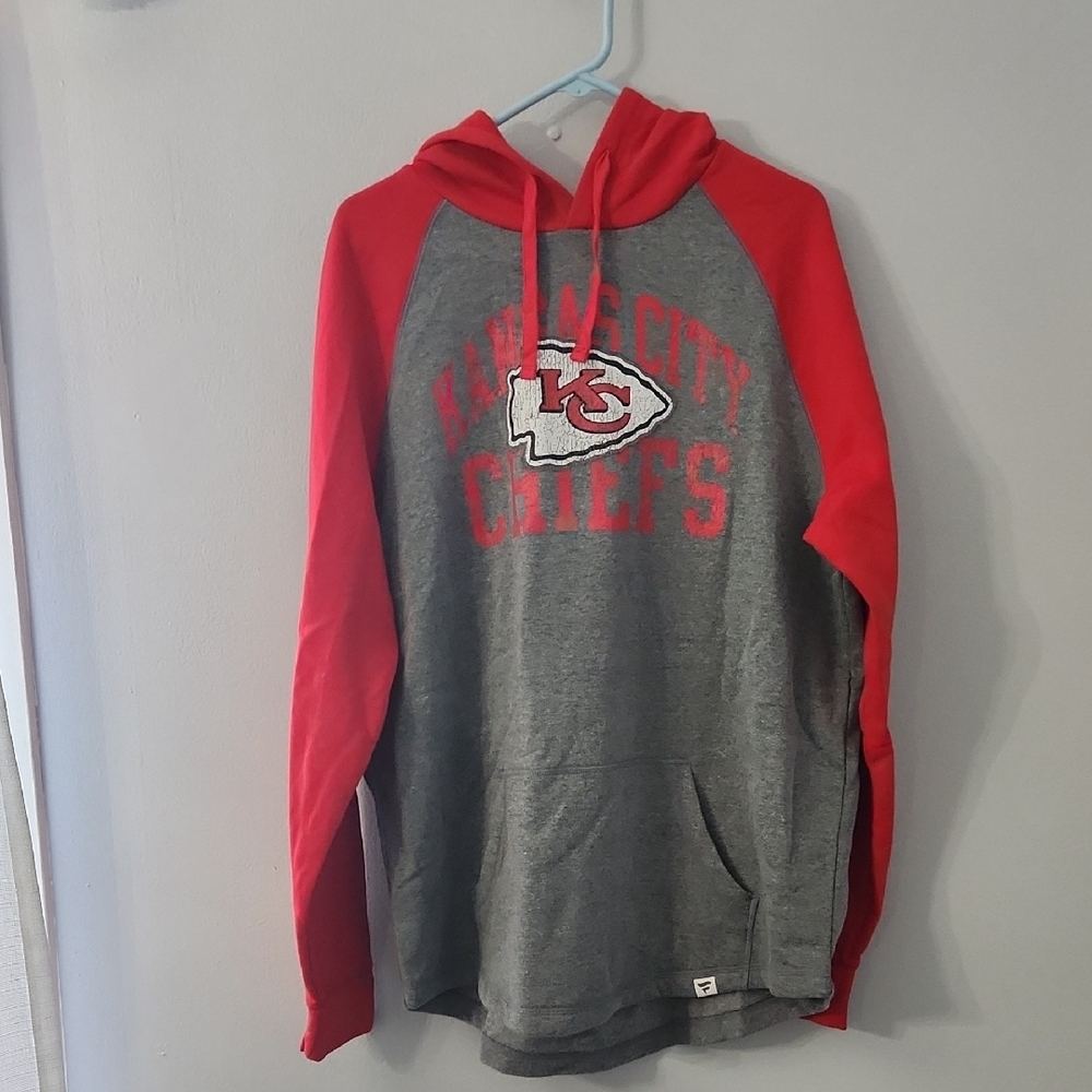 Fanatics Gray and Red Kansas City Chiefs Sweatshirt